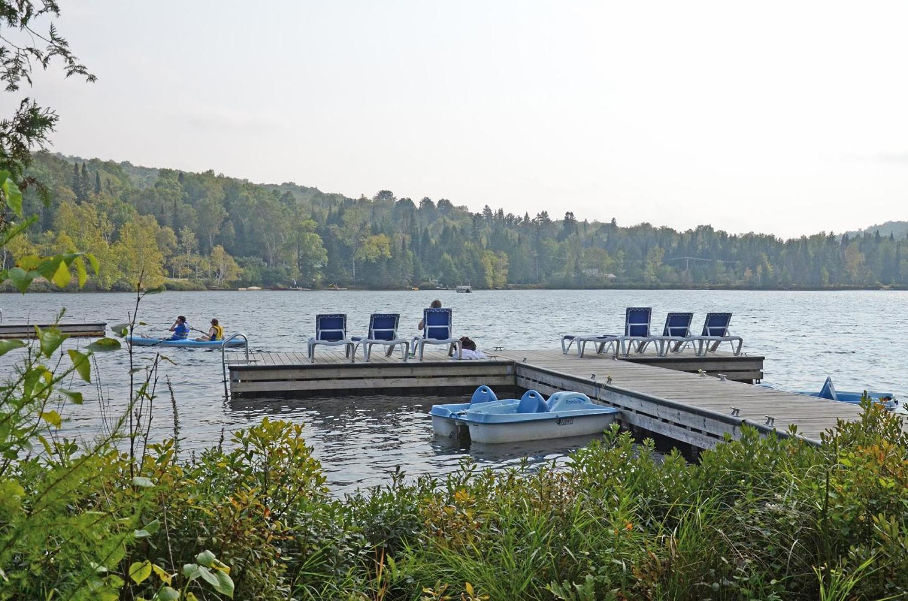 Lakefront Mountain View Remote Work - 1 Bd Suite Lac Superieur Exterior photo